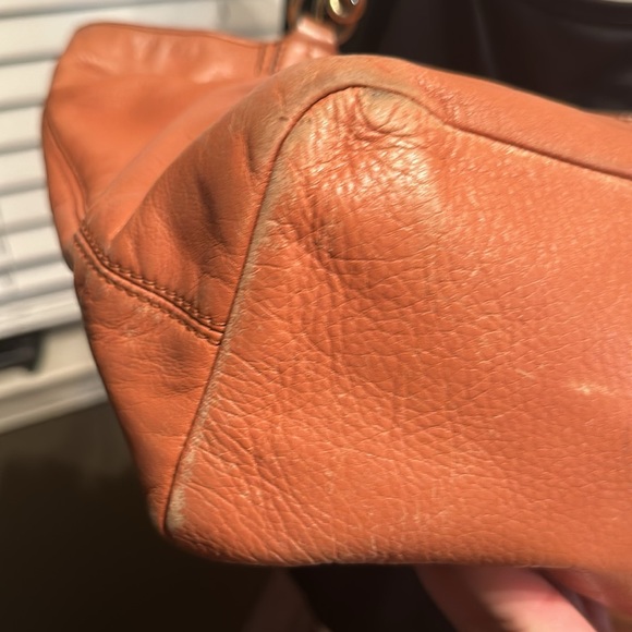 Coach Madison - Picture 5 of 15